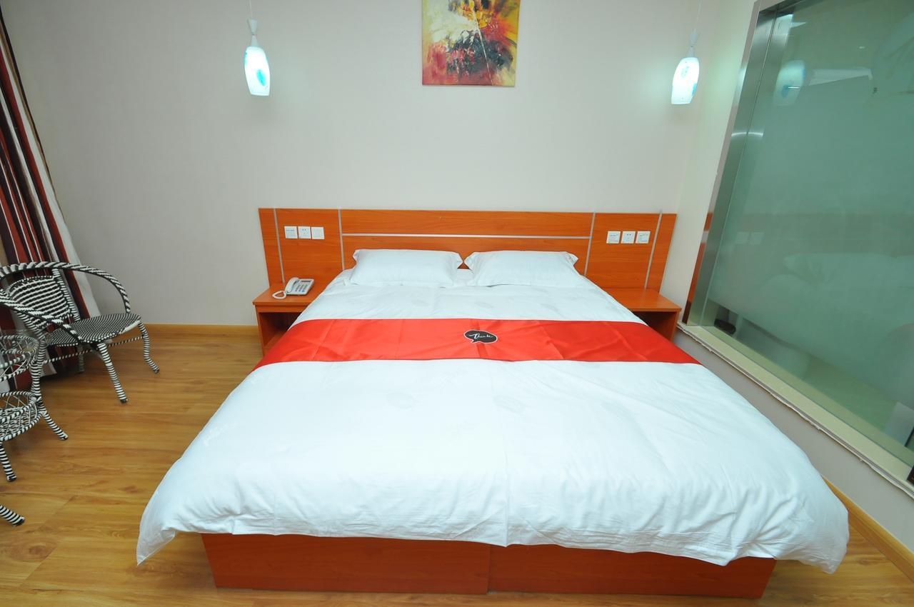 Thank Inn Chain Hotel West Eleven Road Mall Linyi  Zewnętrze zdjęcie